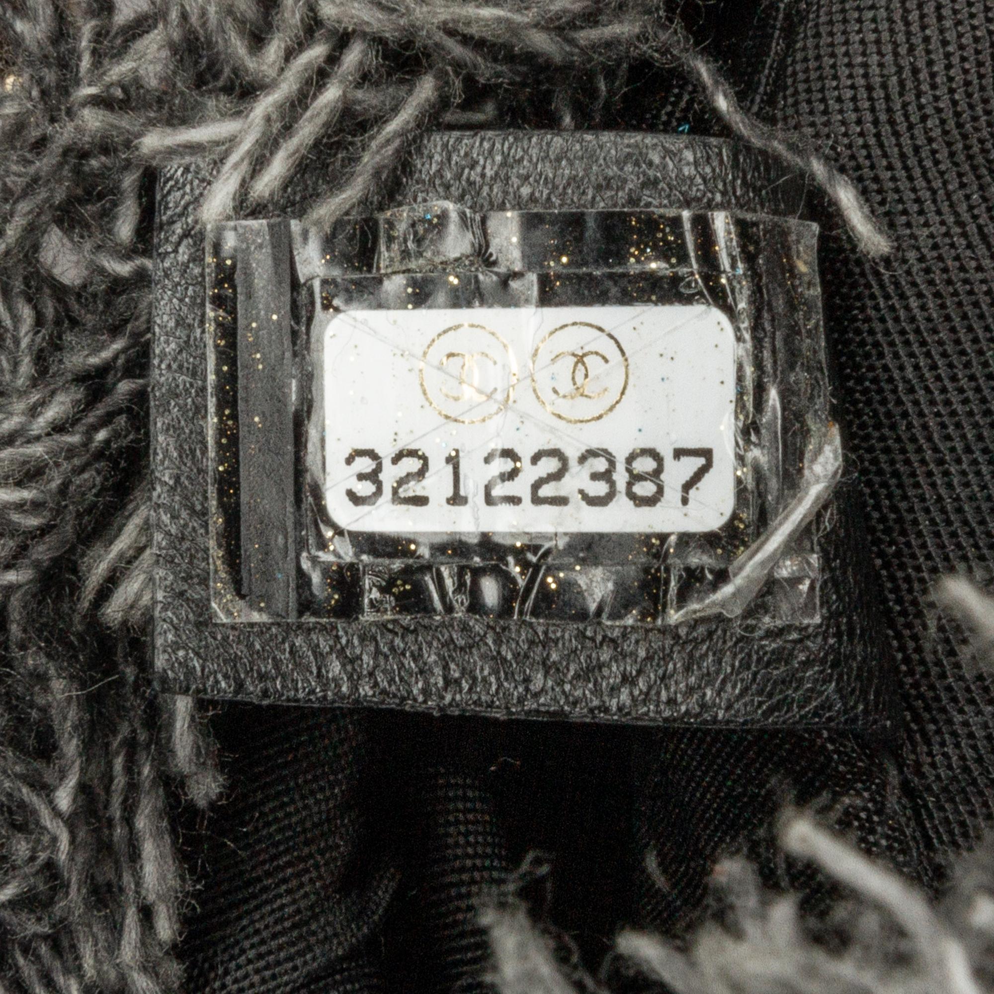 Chanel Mini Denim Mood Bucket with Chain (SHG-1oNNTU)