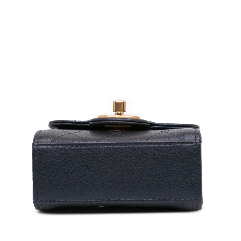 Chanel Mini Goatskin Chic Pearls Clutch On Chain