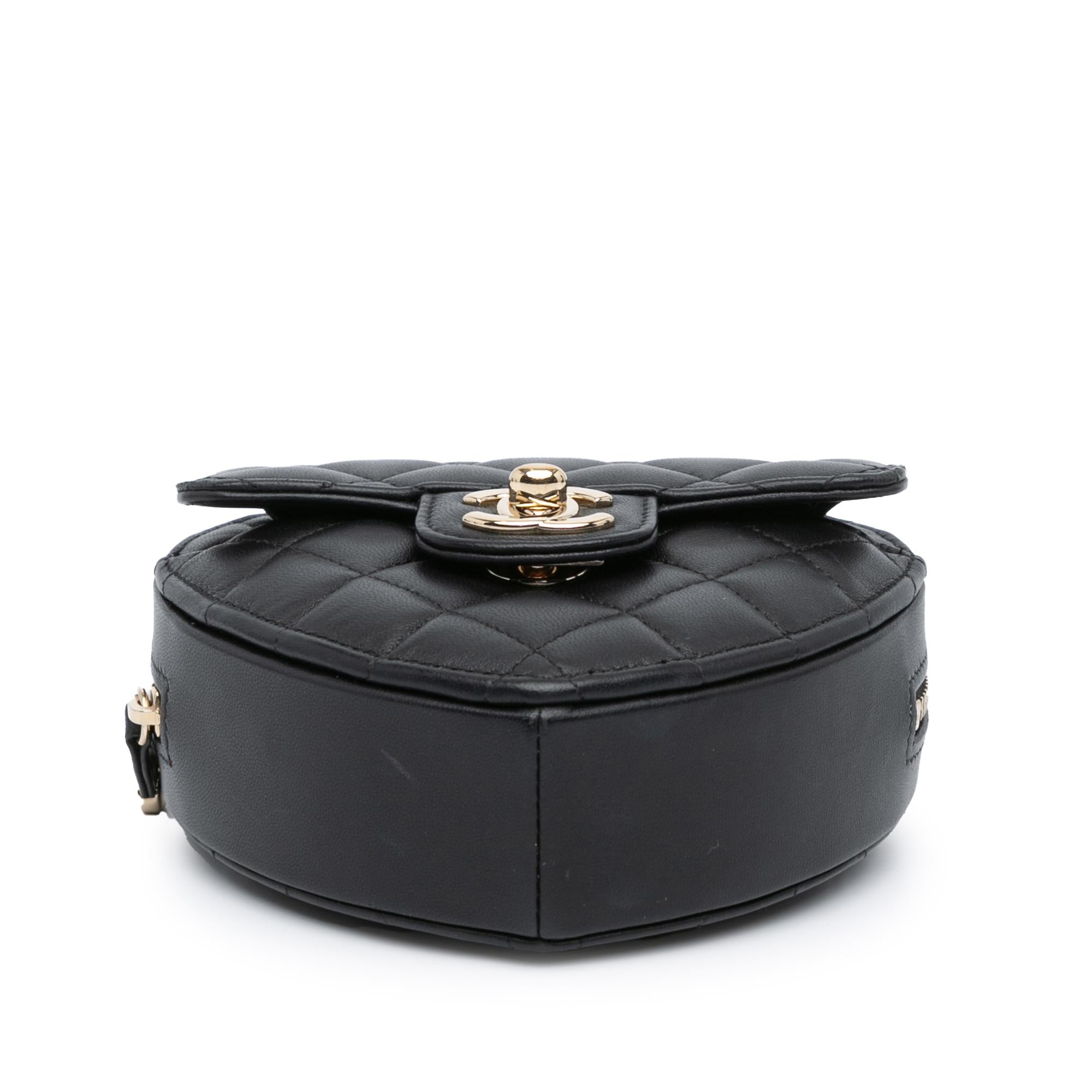 Chanel Mini Lambskin CC in Love Heart Crossbody (SHG-7YuAtF)