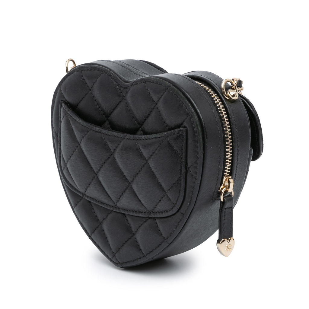 Chanel Mini Lambskin CC in Love Heart Crossbody (SHG-7YuAtF)