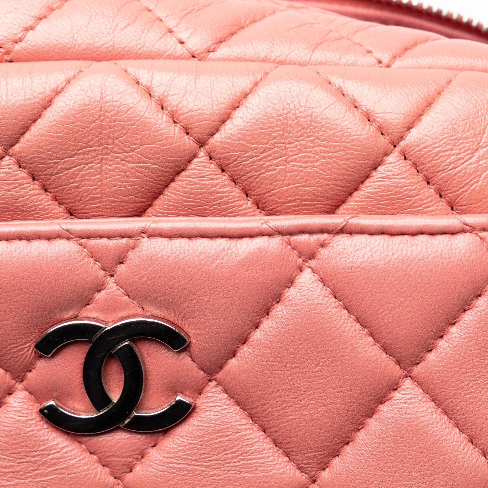 Chanel Mini Lambskin Camera Case (SHG-J1pjLT)