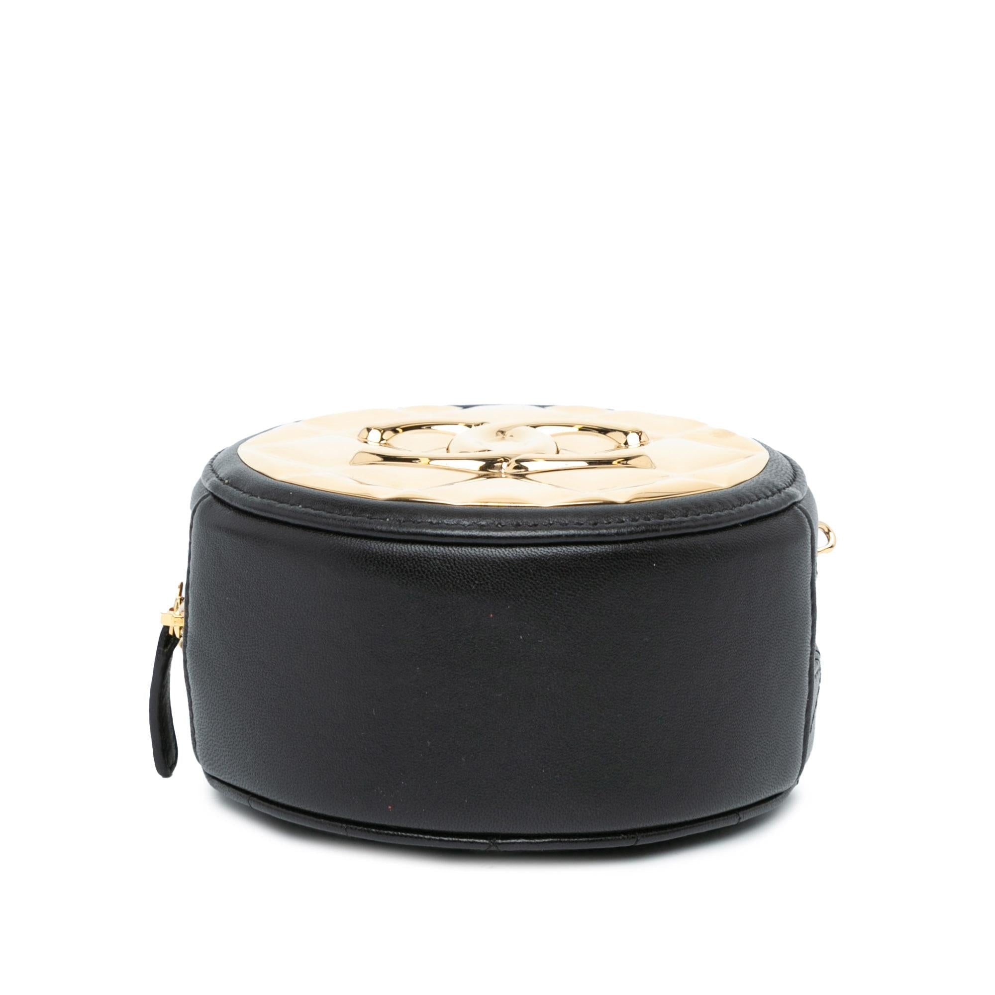 Chanel Mini Lambskin Golden Plate Round Clutch with Chain (SHG-WiHX9Q)