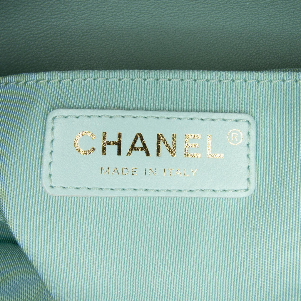 Chanel Mini Lambskin In The Loop Flap (SHG-Fe4t9D)
