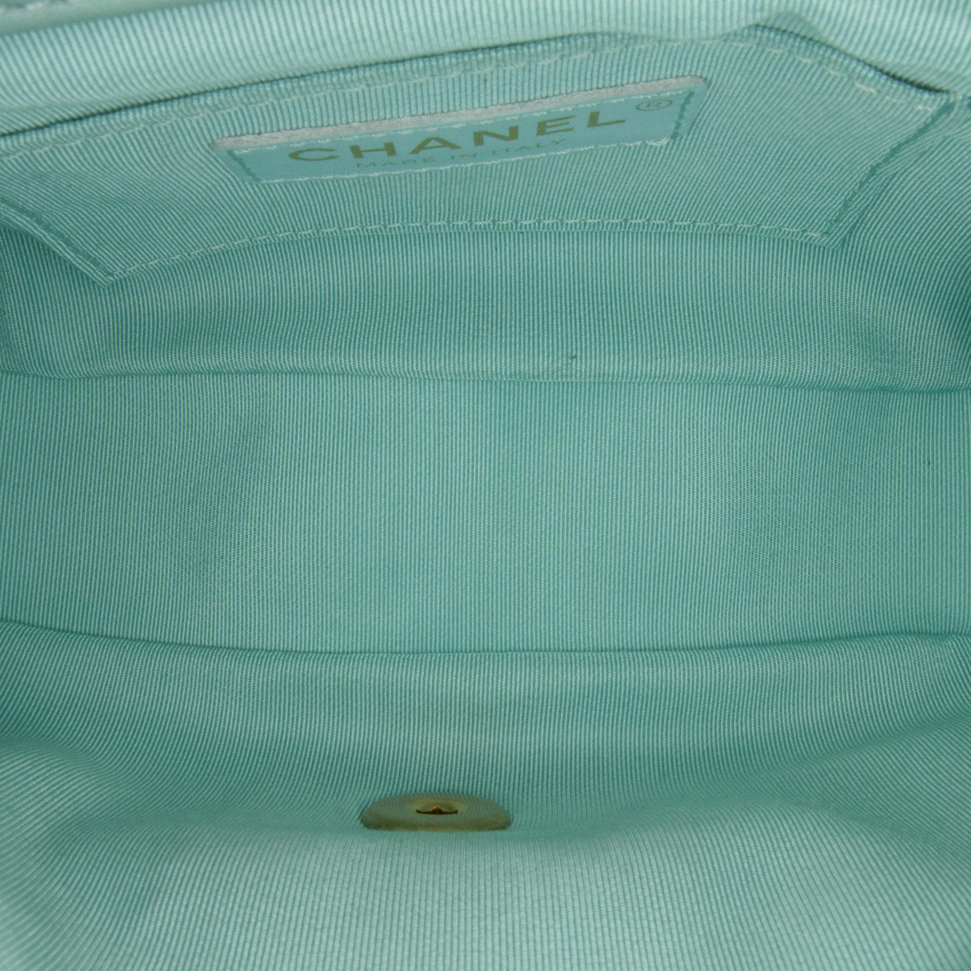 Chanel Mini Lambskin In The Loop Flap (SHG-Fe4t9D)