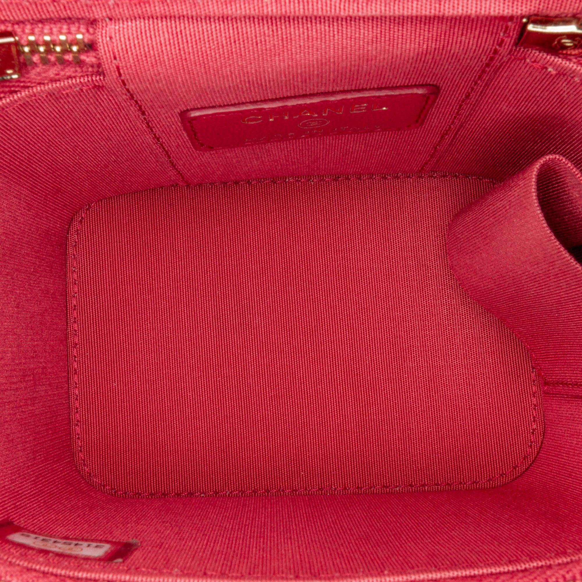 Chanel Mini Lambskin Top Handle Vanity Case with Chain (SHG-aE49jN)