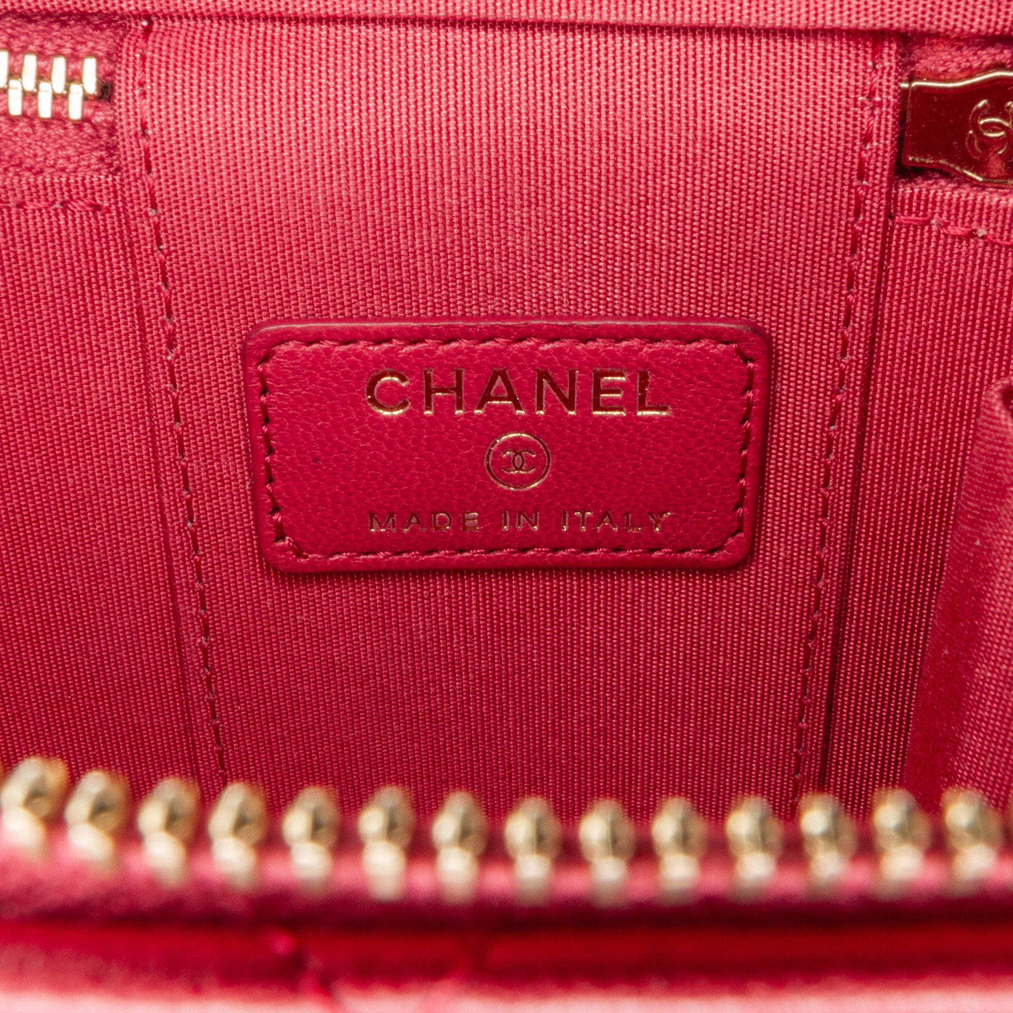 Chanel Mini Lambskin Top Handle Vanity Case with Chain (SHG-aE49jN)