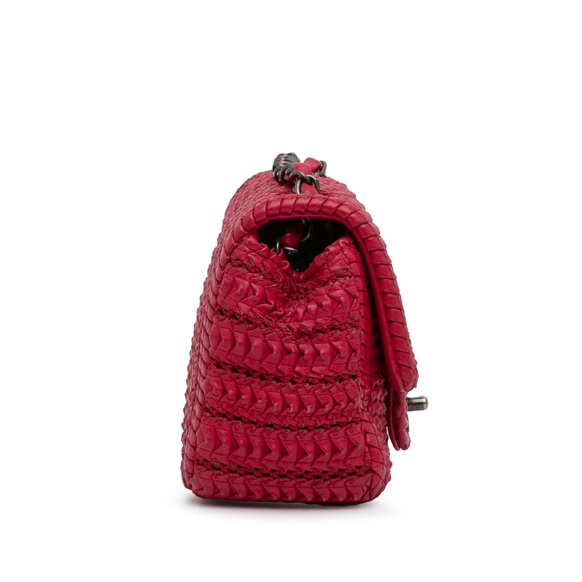 Chanel Mini Paris Seoul Crochet Lambskin Flap Bag (SHG-BZAEw8)