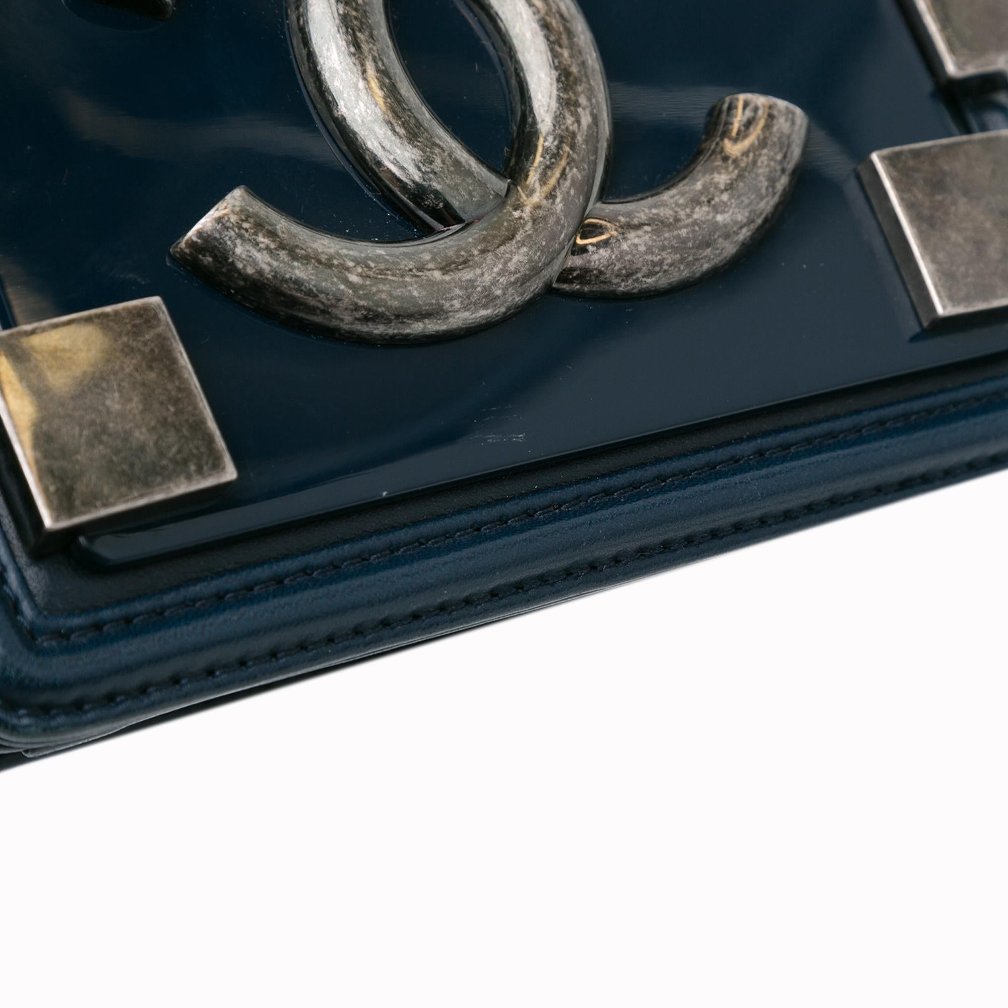 Chanel Mini Plexiglass and Leather Boy Brick Flap (SHG-IaaHc5)