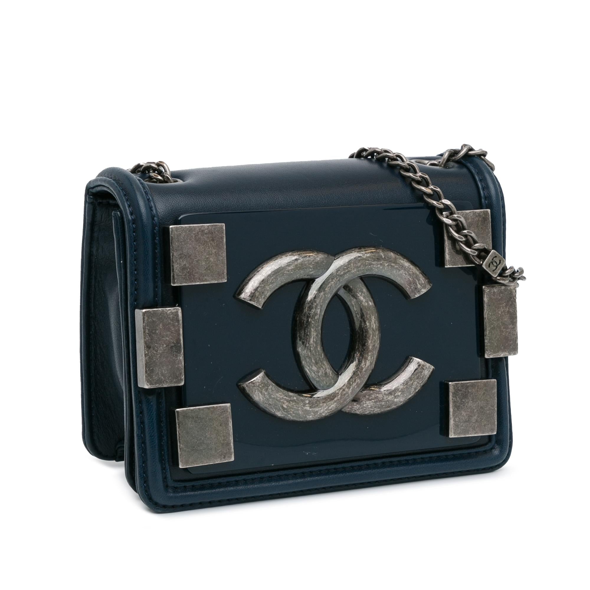 Chanel Mini Plexiglass and Leather Boy Brick Flap (SHG-IaaHc5)