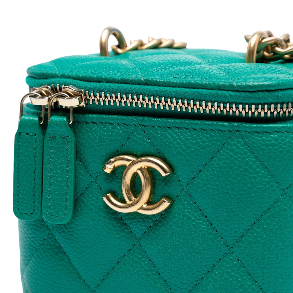 Chanel Mini Quilted Caviar CC Sweetheart Vanity Case with Chain