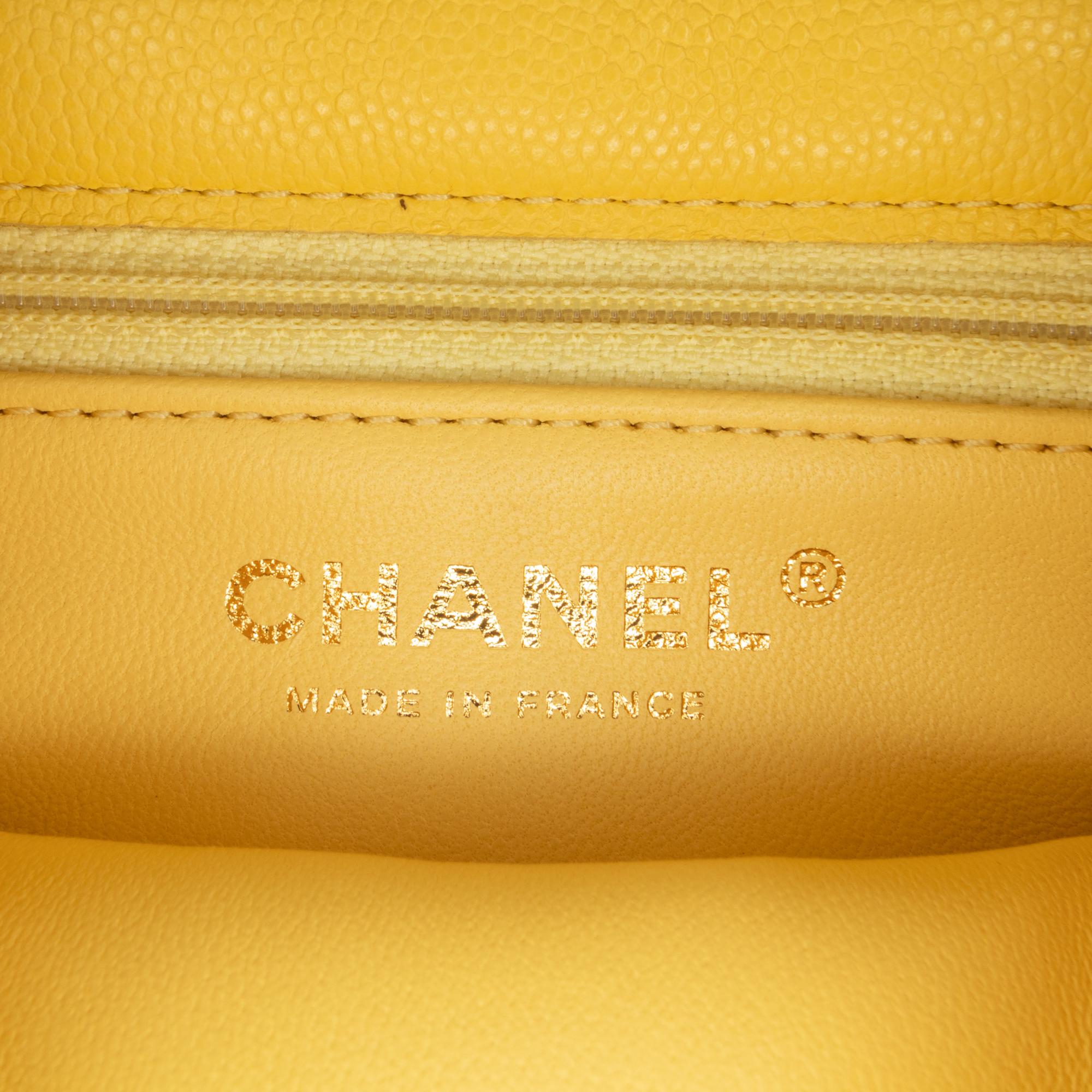 Chanel Mini Quilted Caviar Sweet Classic Flap (SHG-7qkTJa)