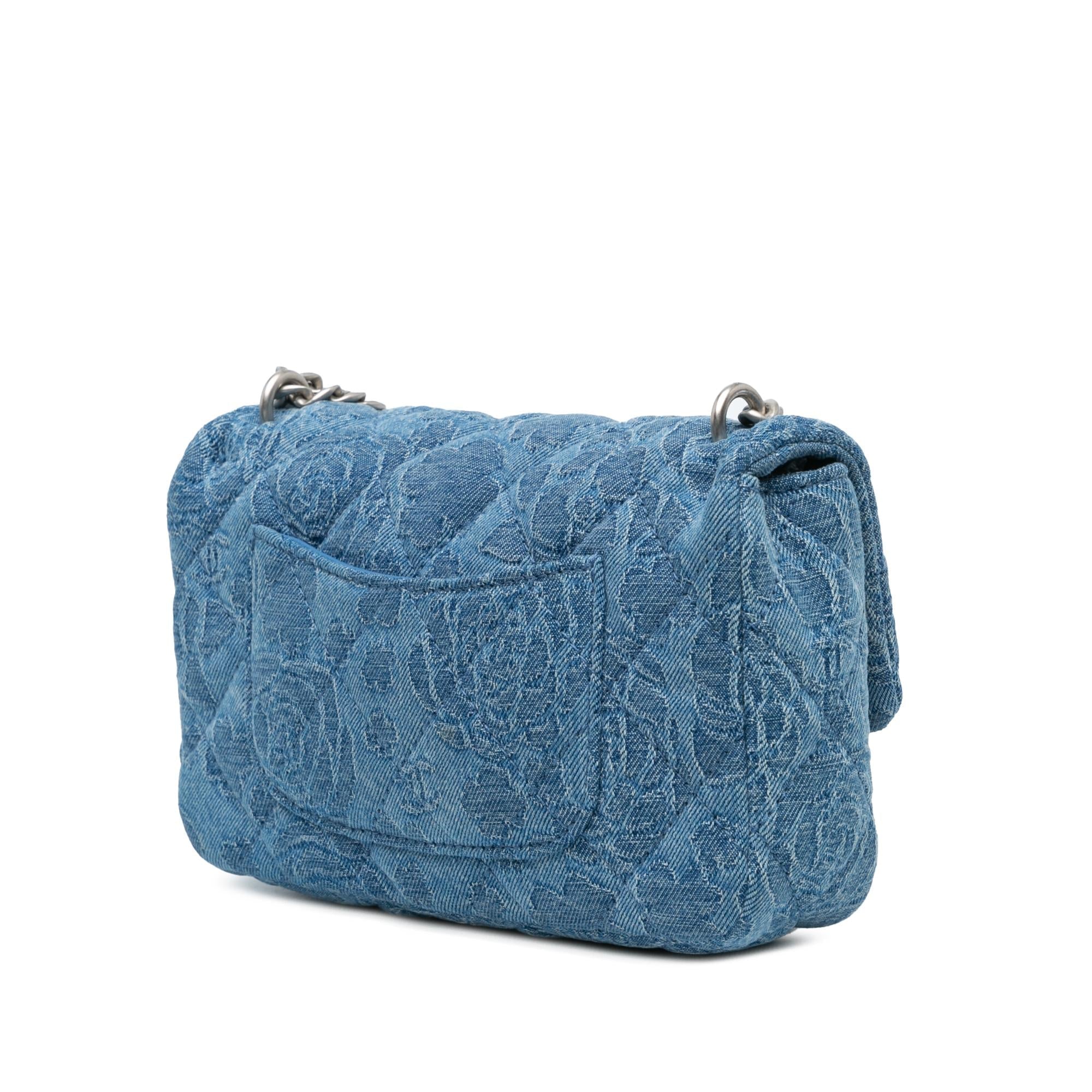 Chanel Mini Quilted Denim Camellia Sweetheart Flap (SHG-Z6FxHj)