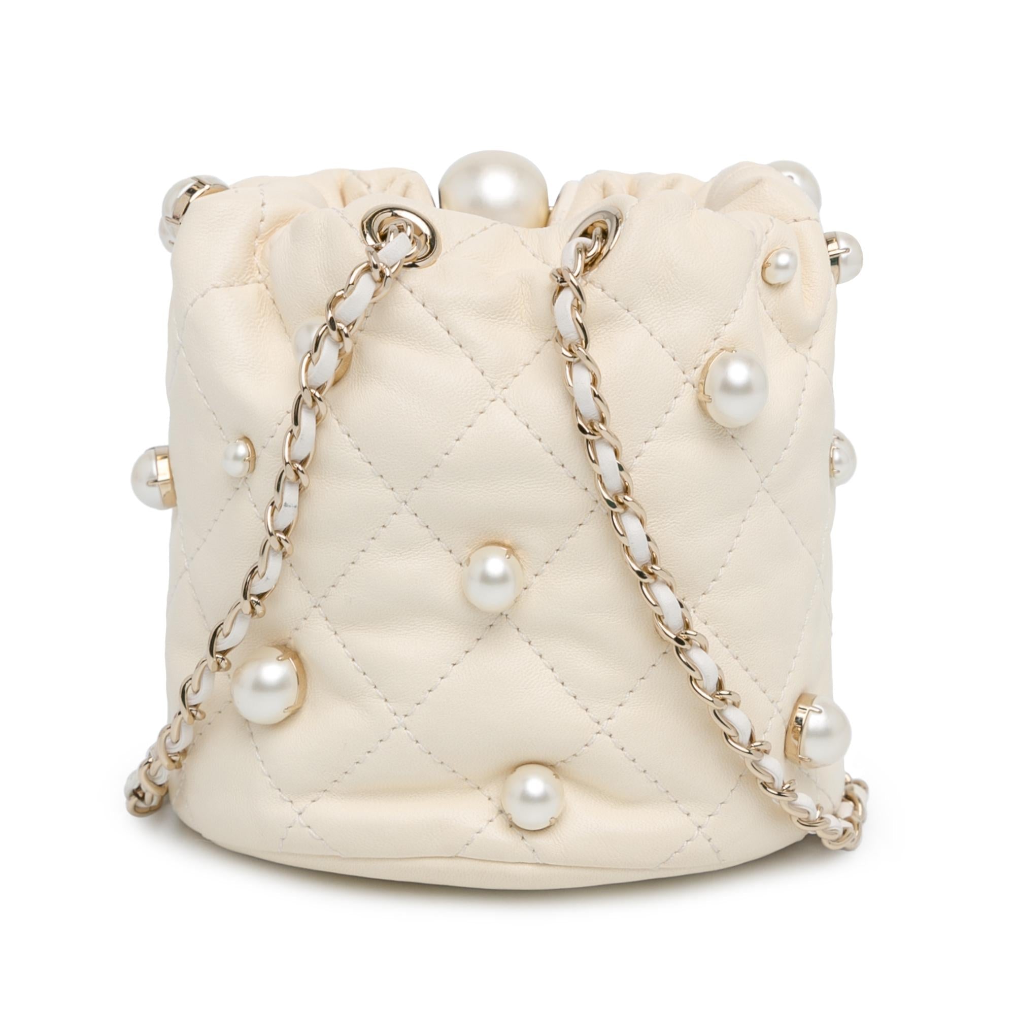 Chanel Mini Quilted Lambskin About Pearls Drawstring Bucket Bag (SHG-KIu1EB)