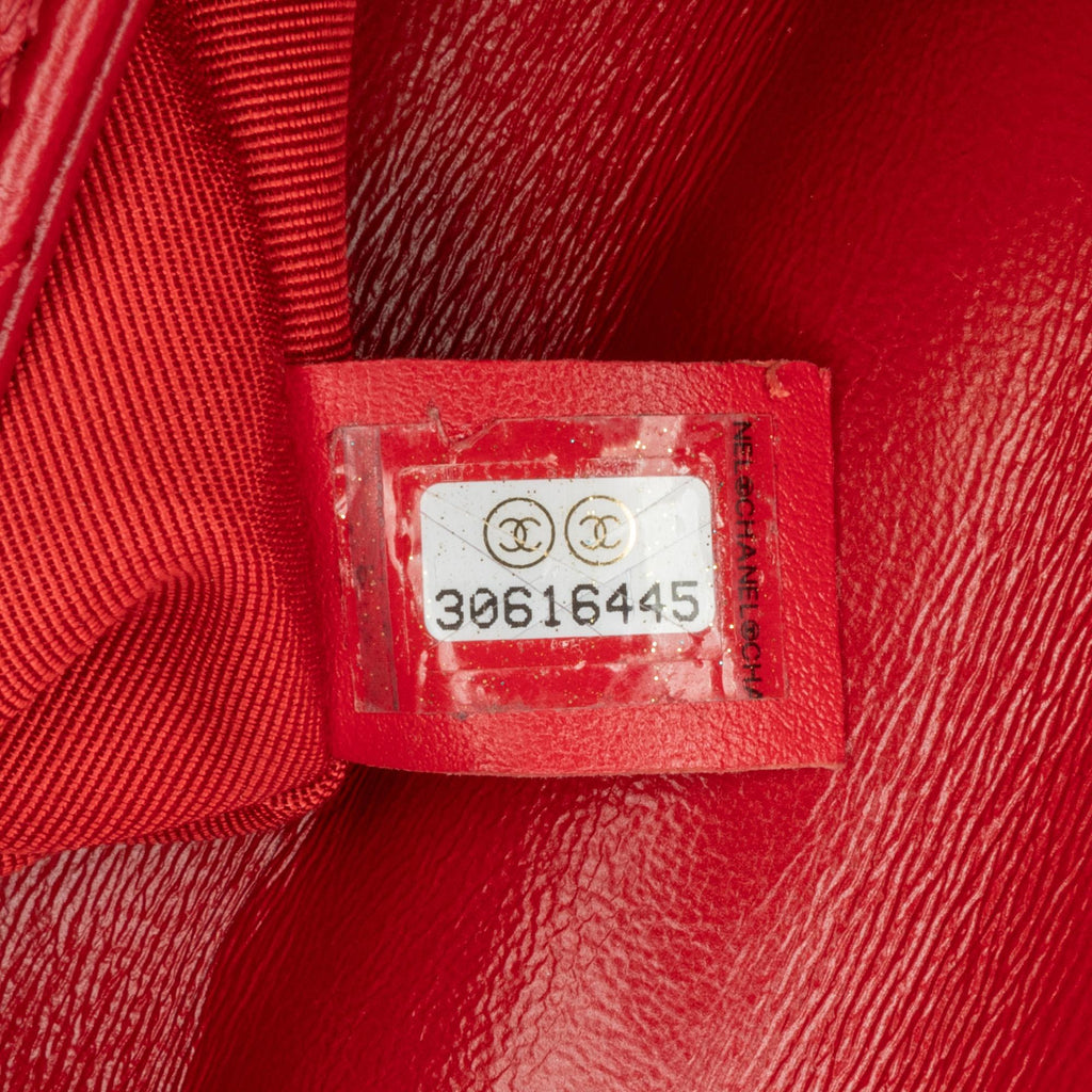 Chanel Mini Quilted Lambskin Soft Square Flap (SHG-mDuPZD)