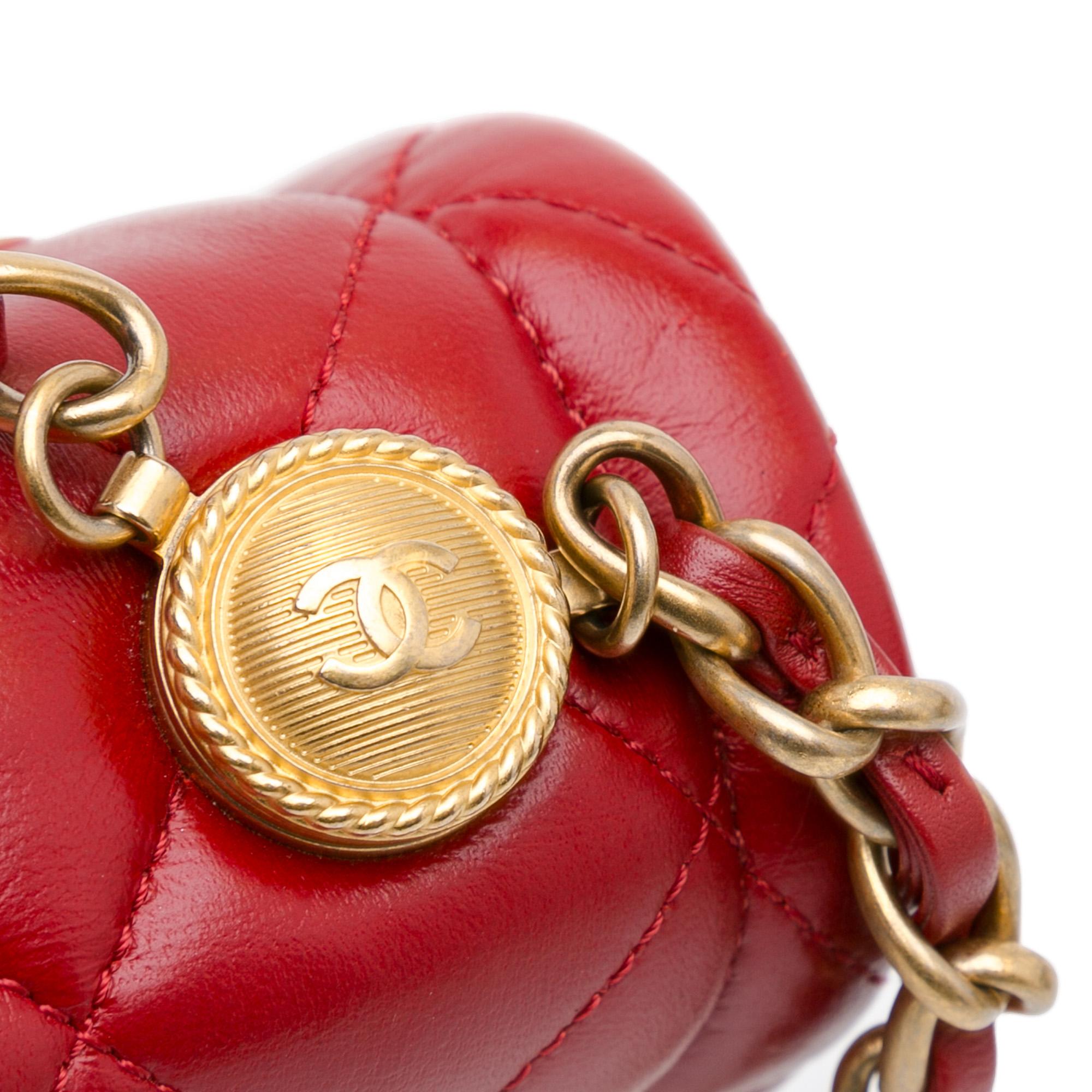 Chanel Mini Quilted Lambskin Soft Square Flap (SHG-mDuPZD)