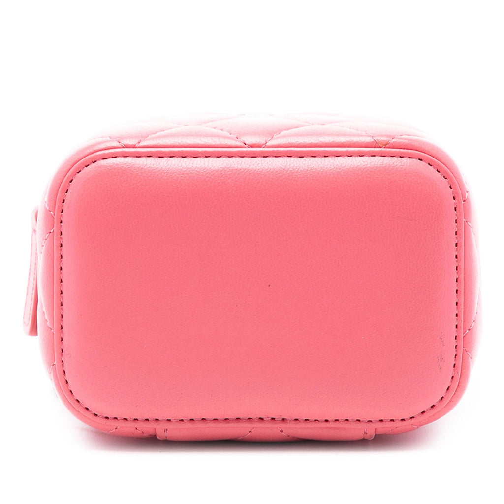 Chanel Mini Quilted Lambskin Top Handle Vanity Case With Chain