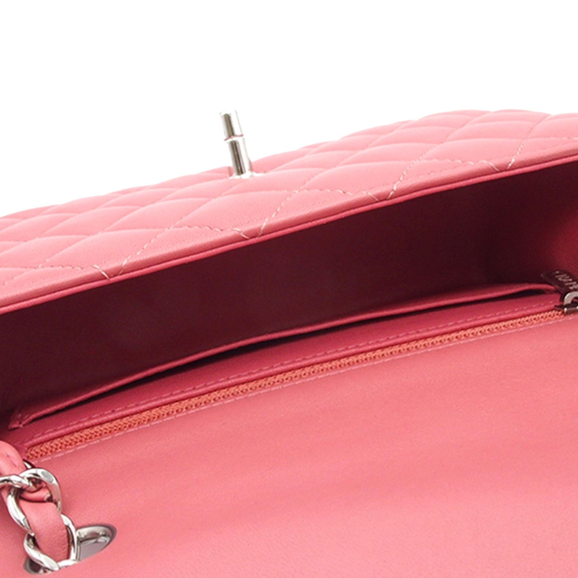 Chanel Mini Rectangular Classic Lambskin Single Flap (SHG-TIx3qD)