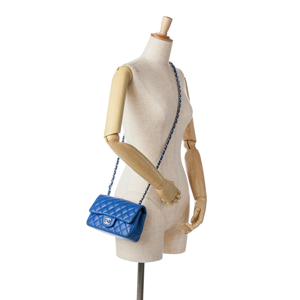 Chanel Mini Rectangular Classic Lambskin Single Flap (SHG-8ox5rx)