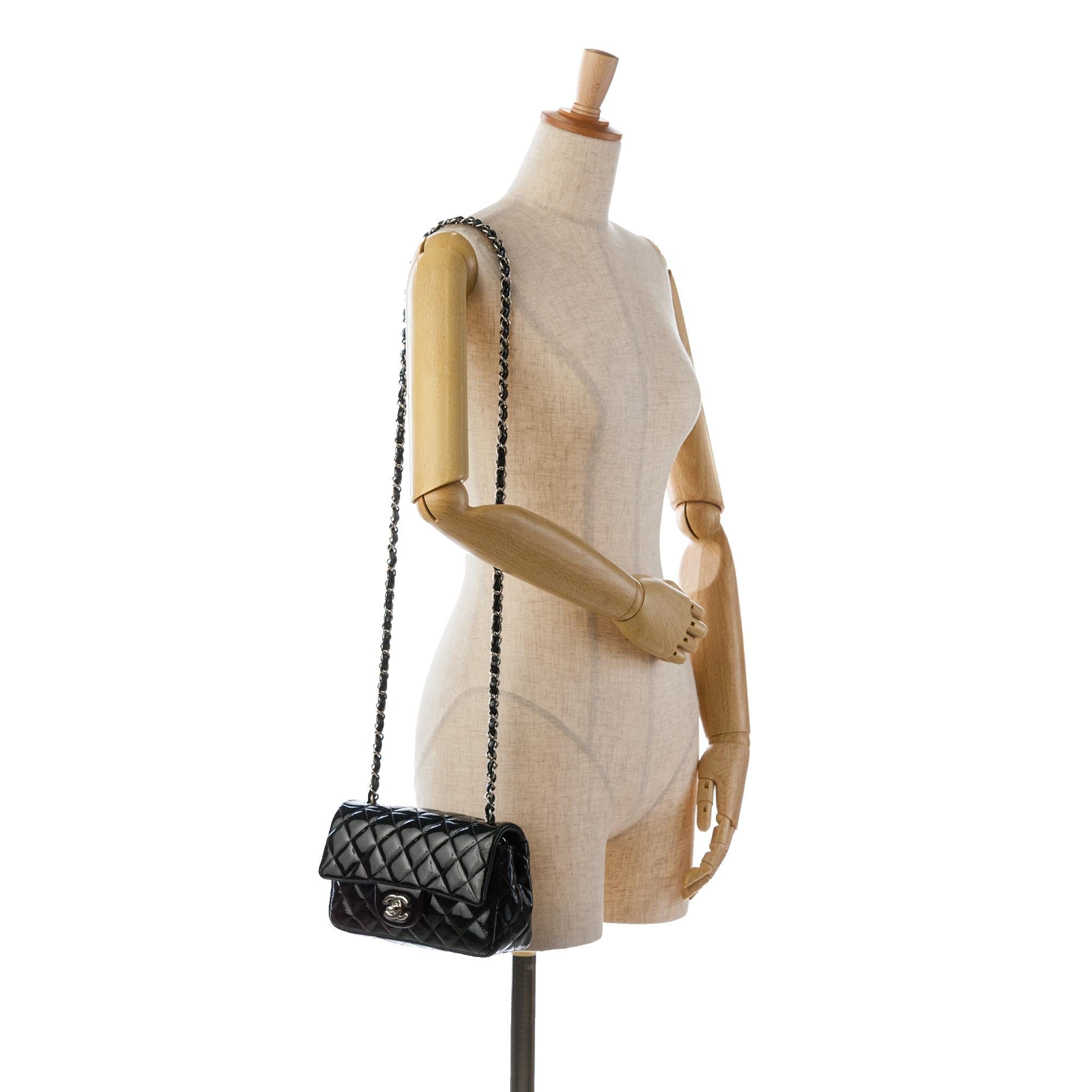 Chanel Mini Rectangular Classic Patent Single Flap (SHG-fnfHQ4)