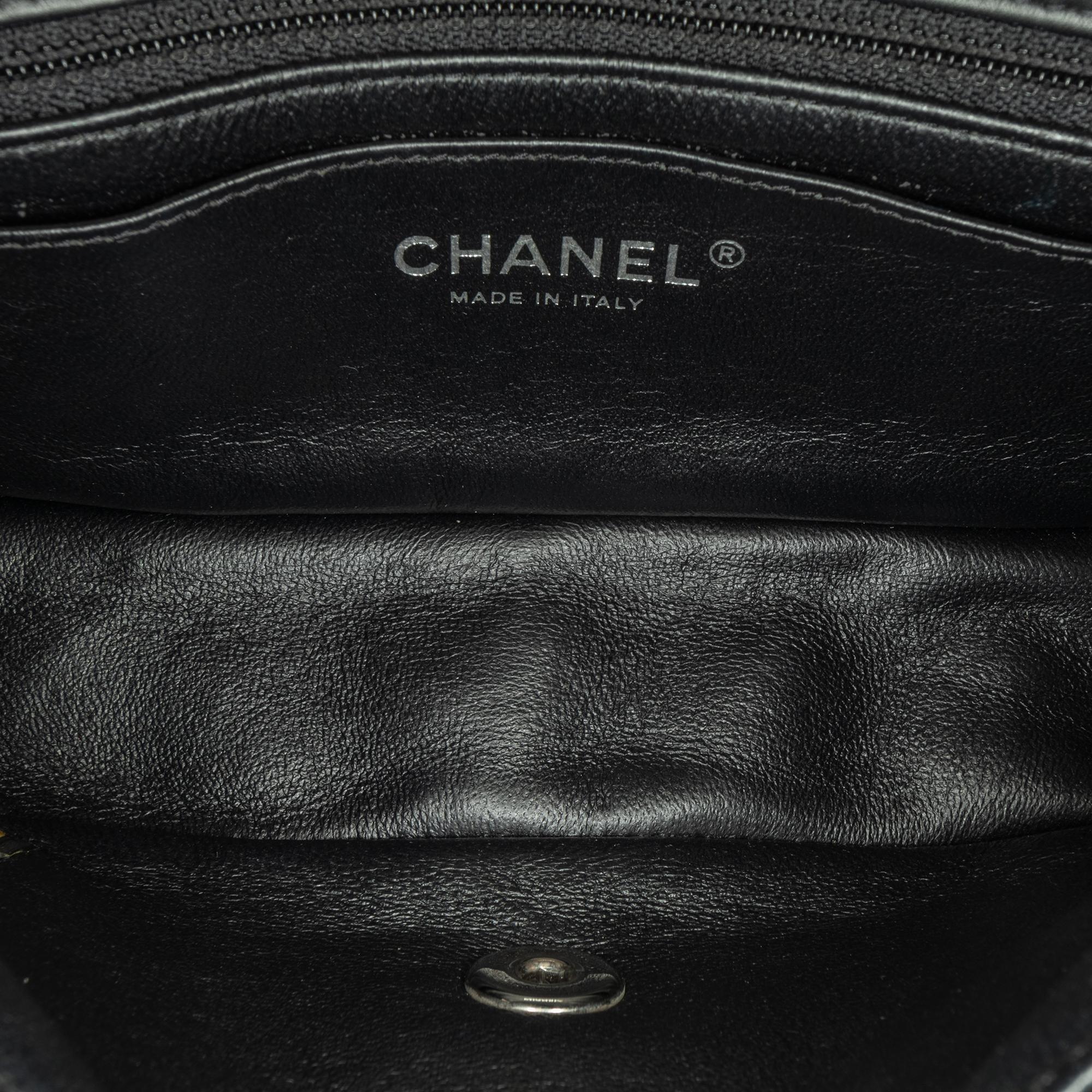 Chanel Mini Rectangular Classic Patent Single Flap (SHG-0ku6lp)