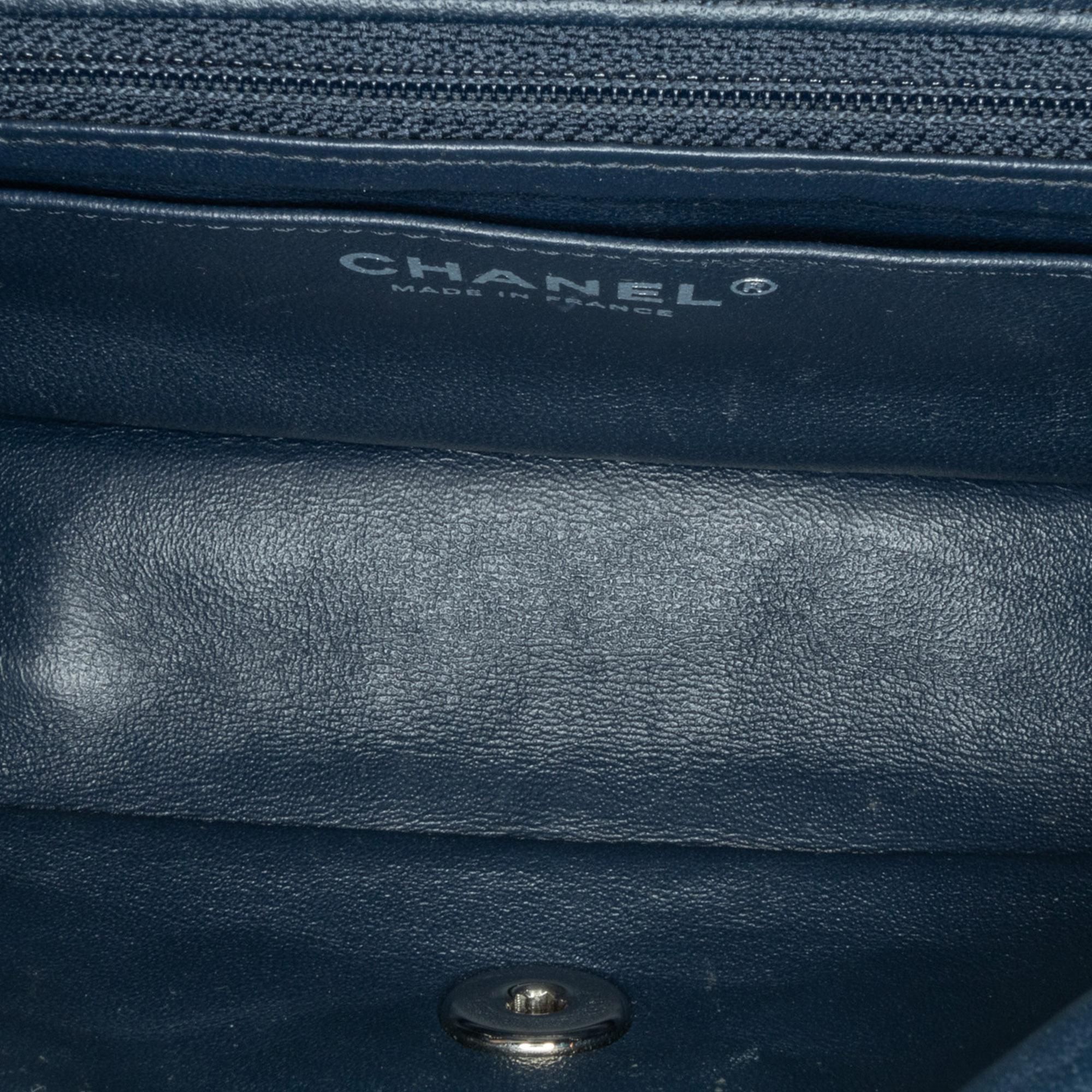 Chanel Mini Rectangular Classic Tweed Flap (SHG-lXzrIX)