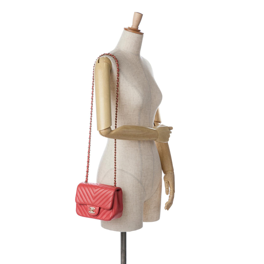 Chanel Mini Square Classic Chevron Lambskin Flap (SHG-8Ryymc)