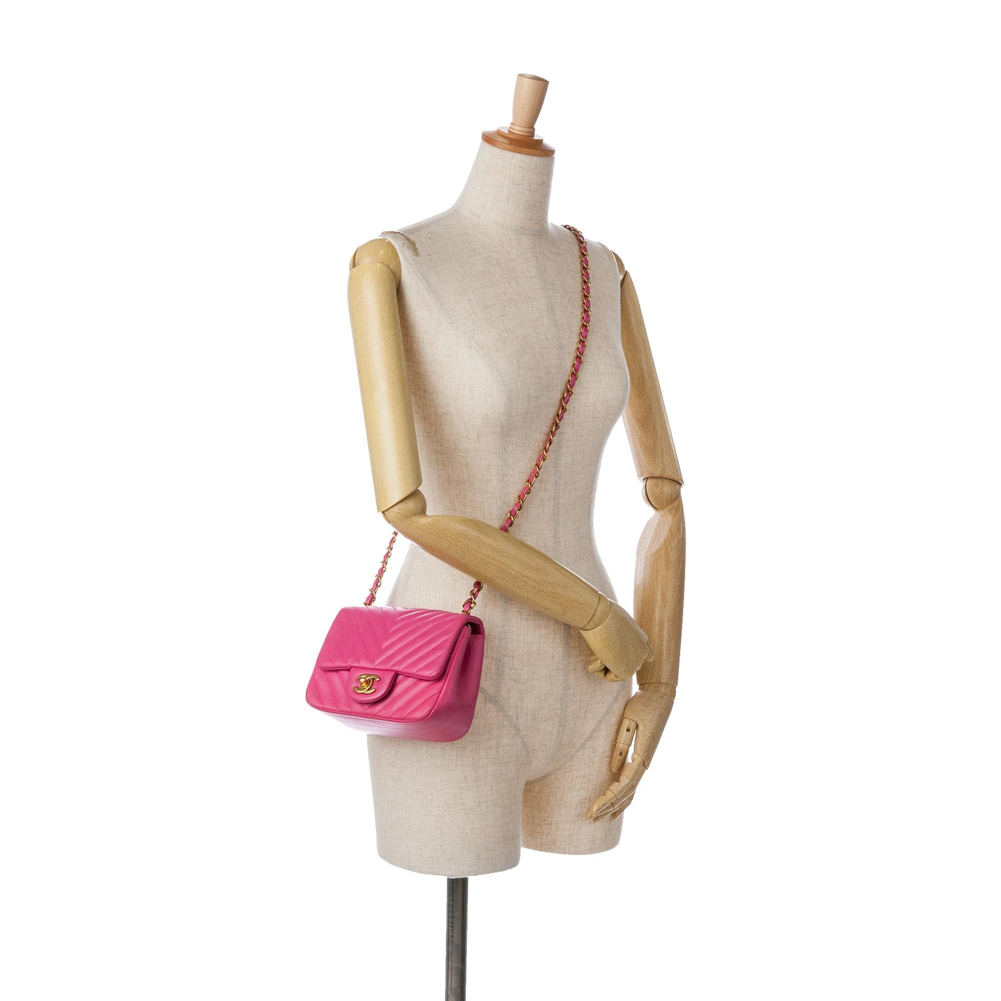 Chanel Mini Square Classic Chevron Lambskin Flap (SHG-j9k7Tq)