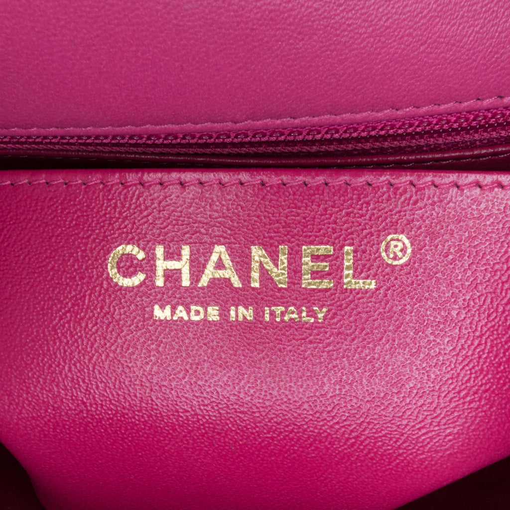 Chanel Mini Square Classic Lambskin Chevron Flap (SHG-Z0yp7W)