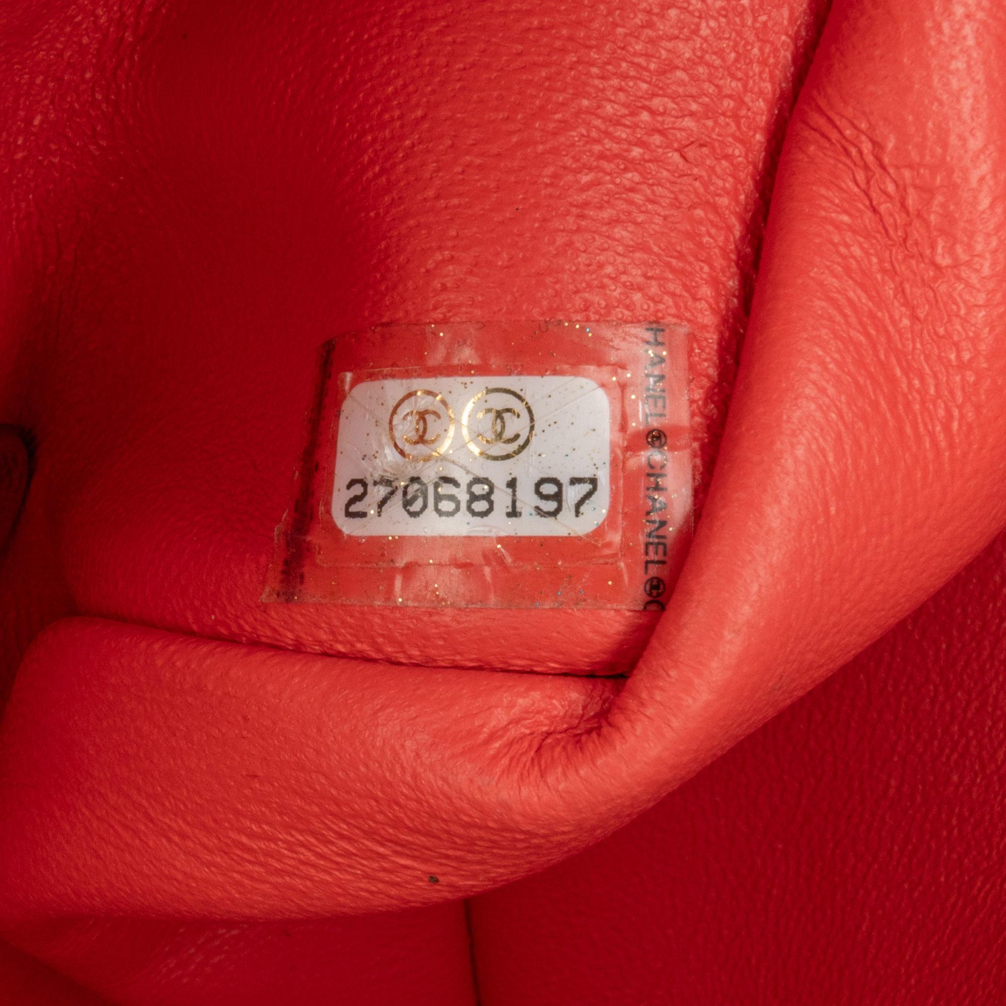 Chanel Mini Square Classic Lambskin Chevron Flap (SHG-HJTI2E)