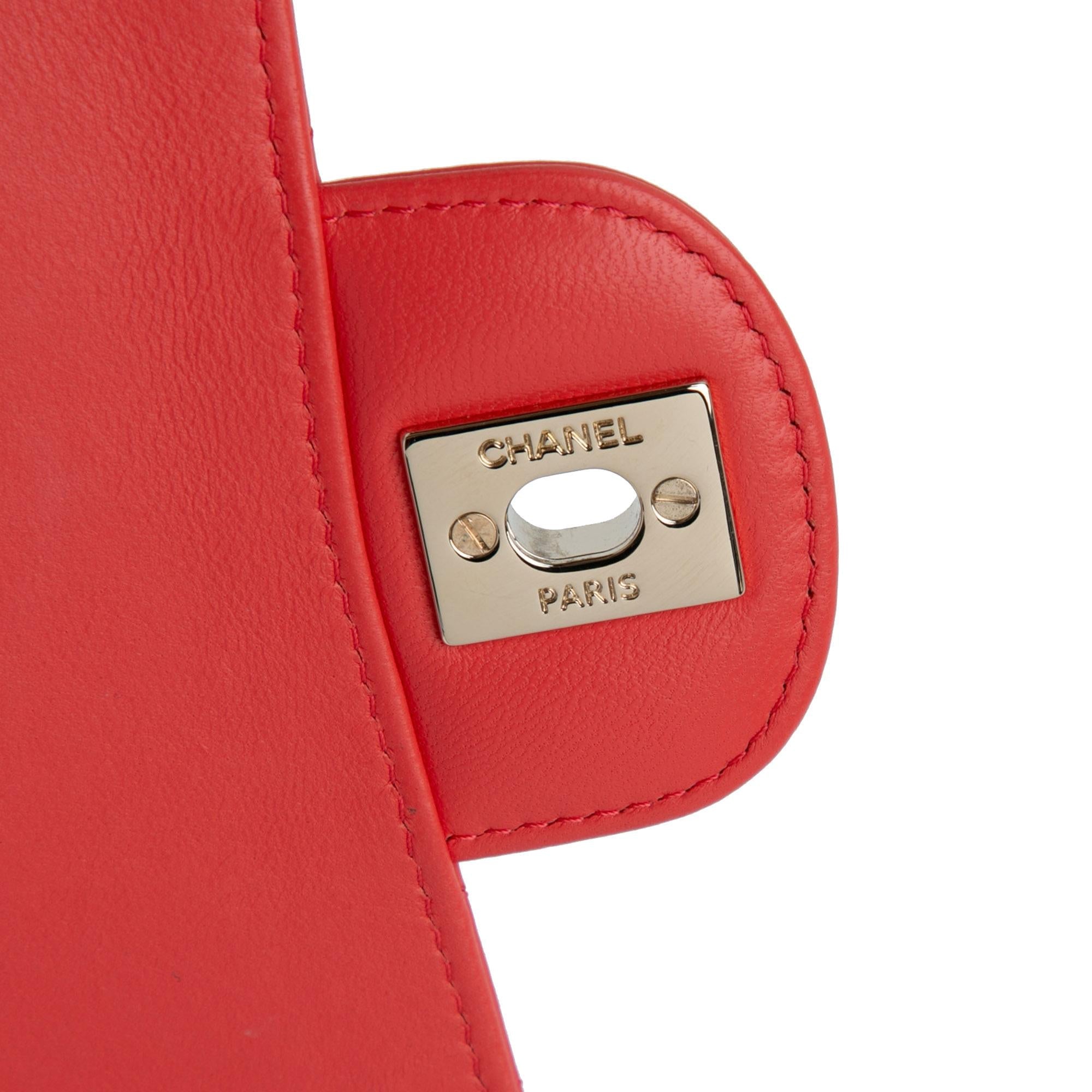 Chanel Mini Square Classic Lambskin Chevron Flap (SHG-HJTI2E)