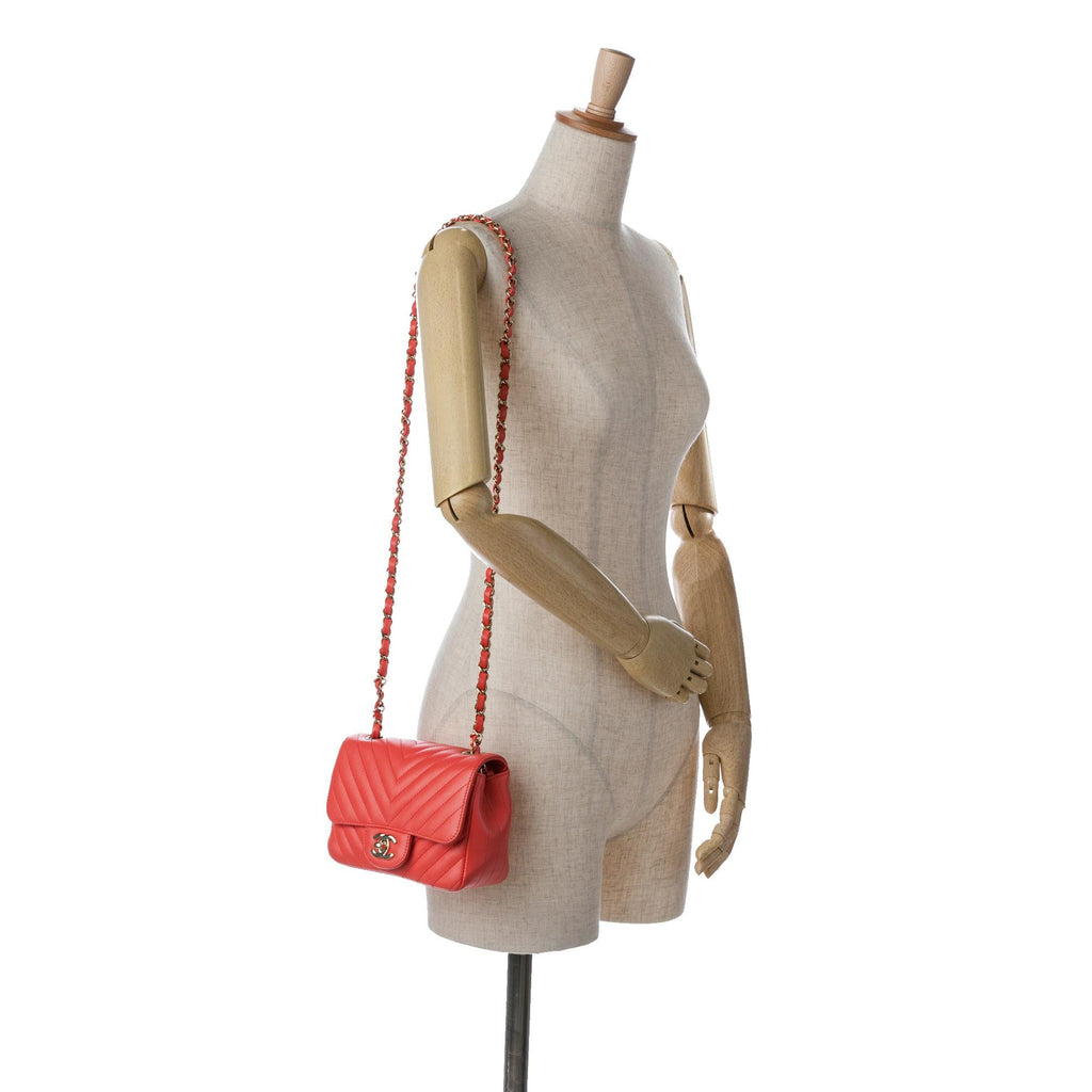 Chanel Mini Square Classic Lambskin Chevron Flap (SHG-HJTI2E)
