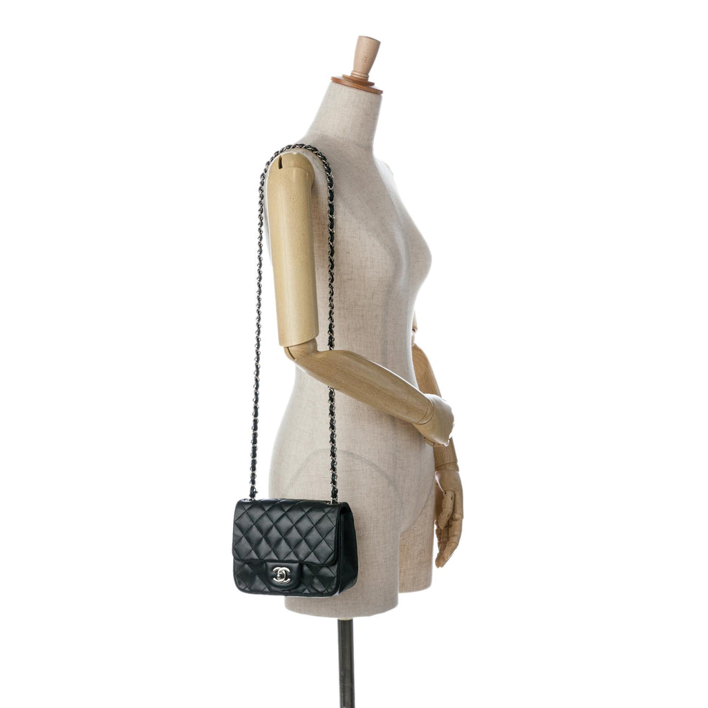 Chanel Mini Square Classic Lambskin Single Flap (SHG-dYzu0j)