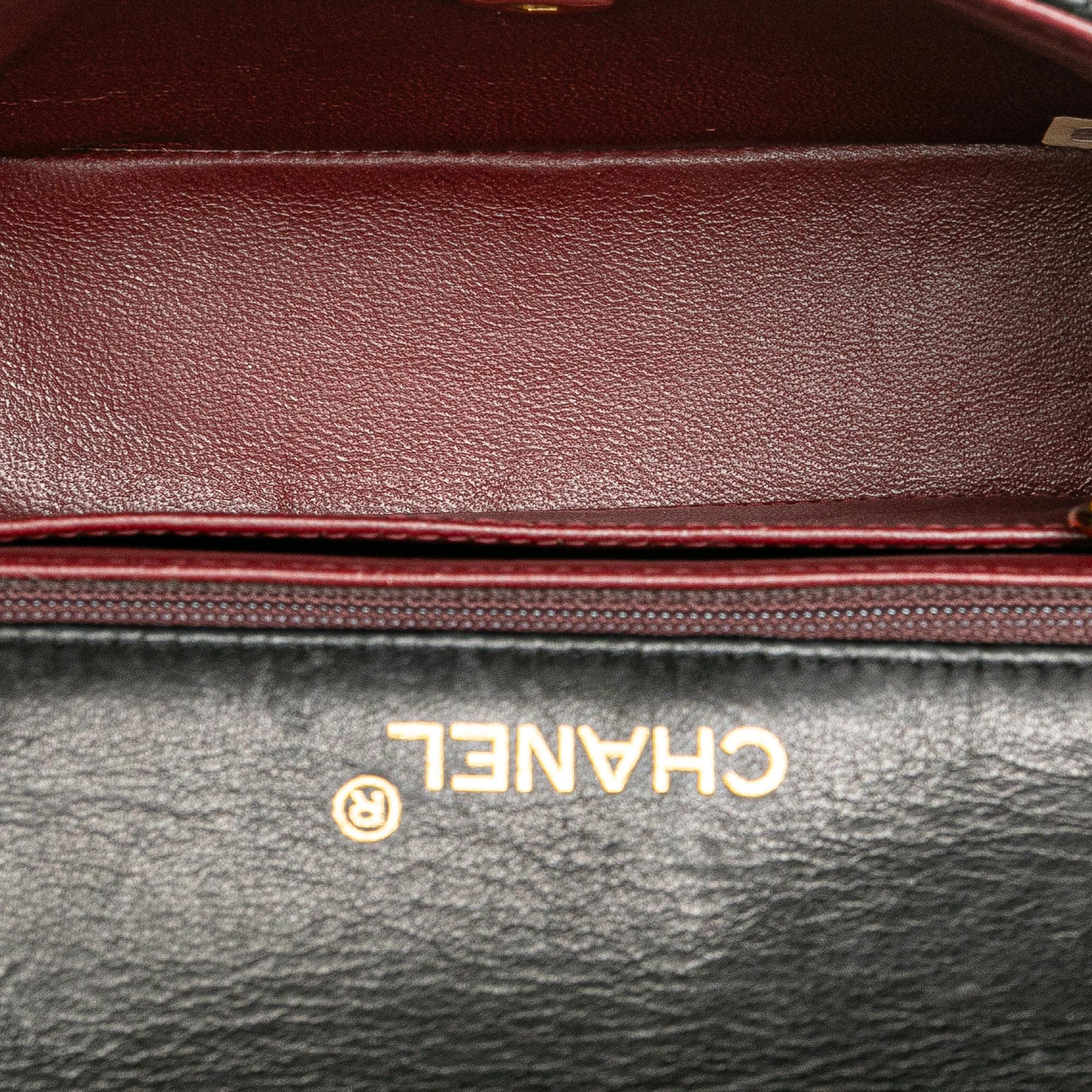 Chanel Mini Square Classic Lambskin Single Flap (SHG-uffUKC)
