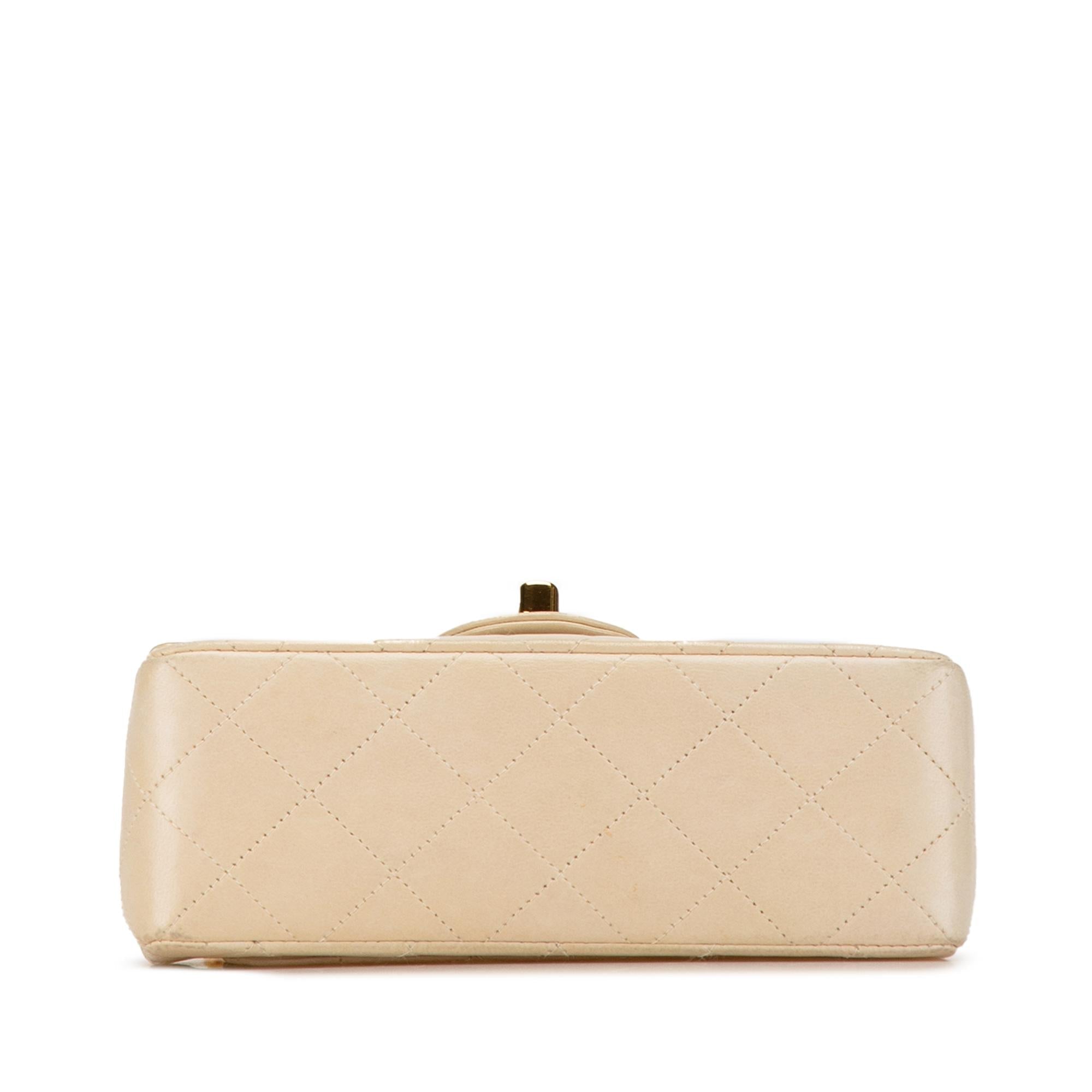 Chanel Mini Square Classic Lambskin Single Flap (SHG-bqoEbP)