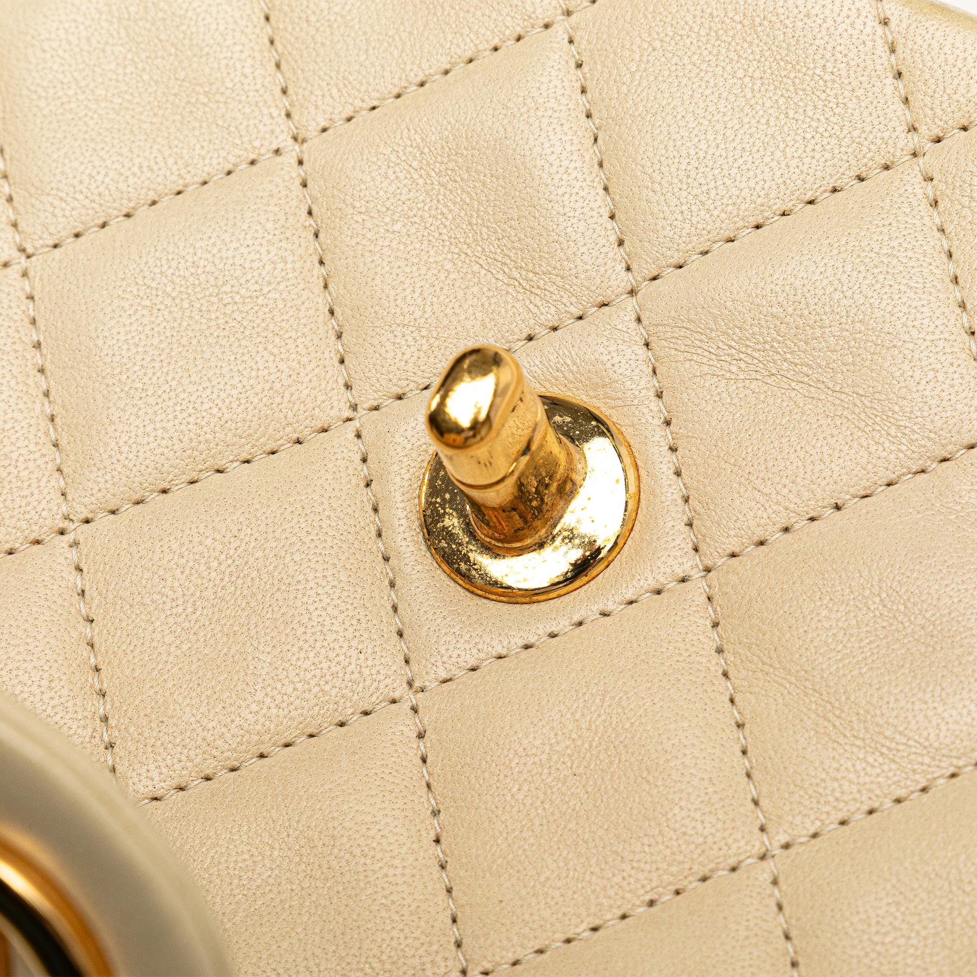 Chanel Mini Square Classic Lambskin Single Flap (SHG-bqoEbP)