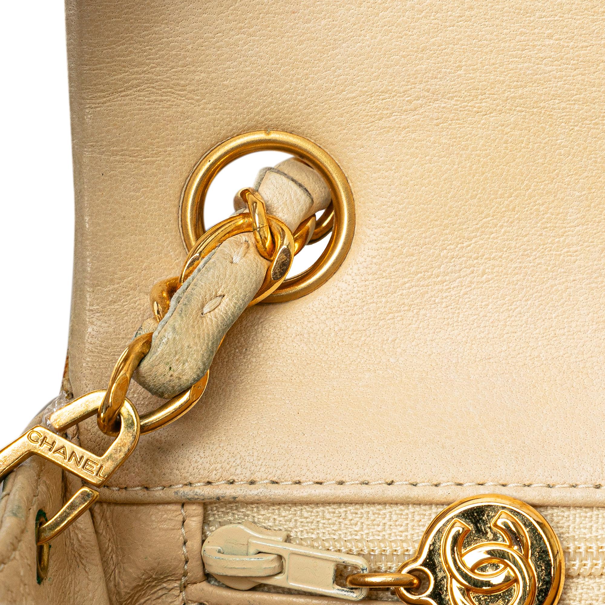 Chanel Mini Square Classic Lambskin Single Flap (SHG-bqoEbP)