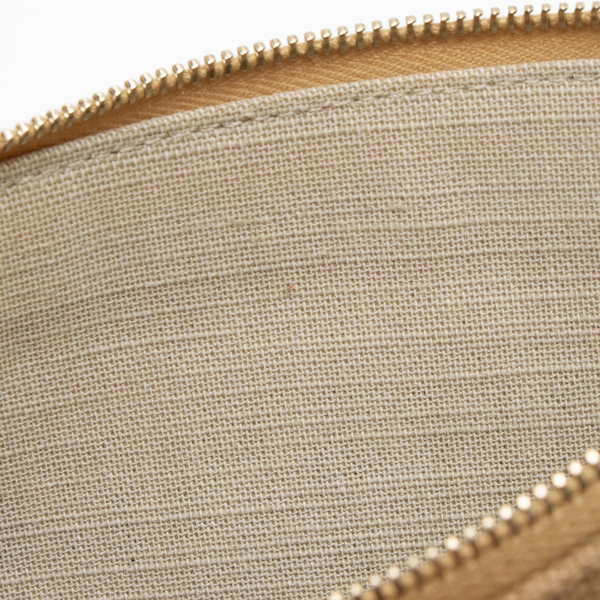 Chanel Mixed Fibers Deauville Pochette