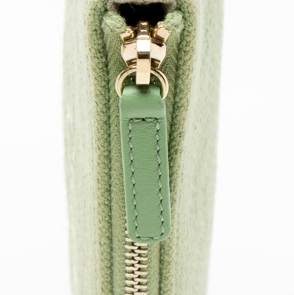Chanel Mixed Fibers Deauville Pochette