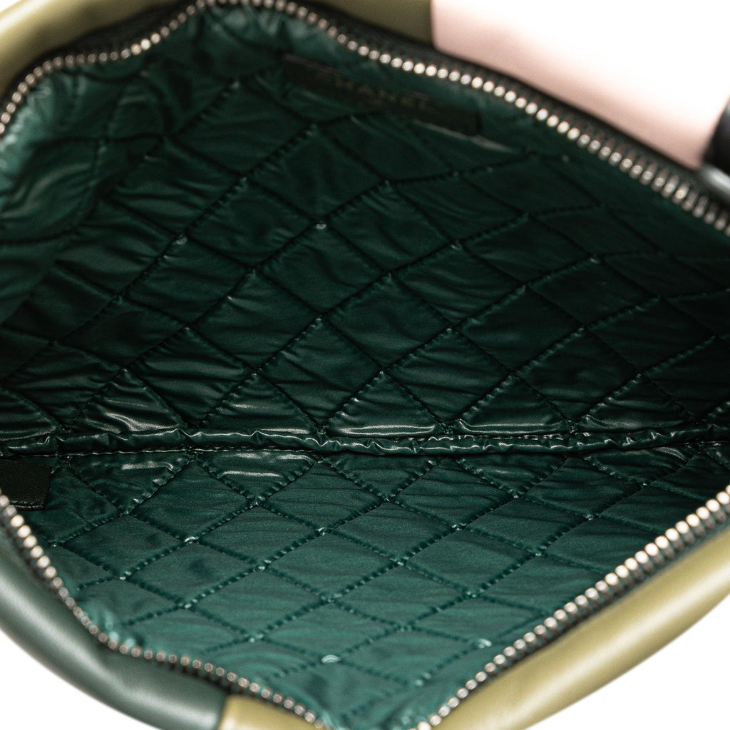 Chanel Multicolor Quilted Patchwork Pouch (SHG-oCFnuX)