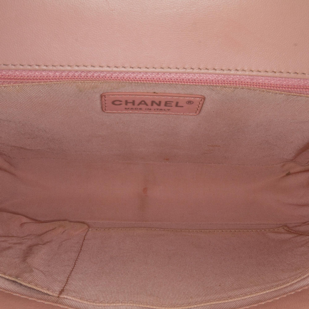 Chanel New Medium Lambskin Boy Flap (SHG-E3e9vY)