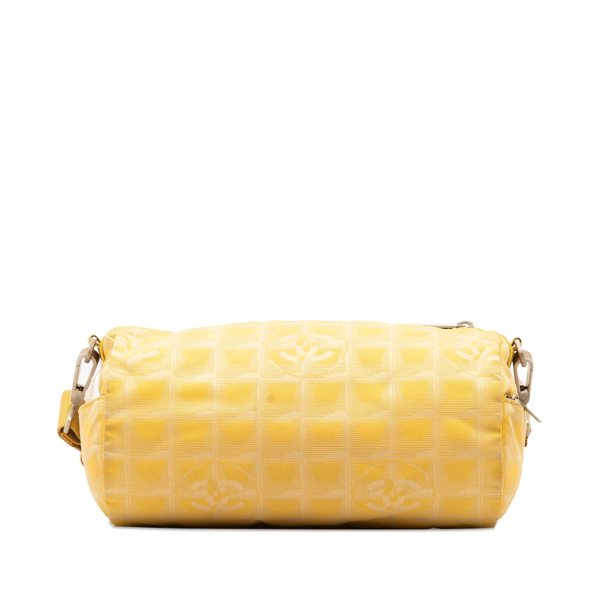Chanel New Travel Line Barrel Crossbody (SHG-9U6Wqx)