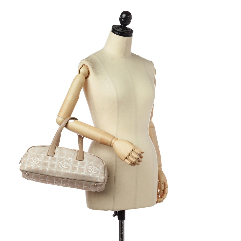 Chanel New Travel Line Canvas Handbag (SHG-30128)