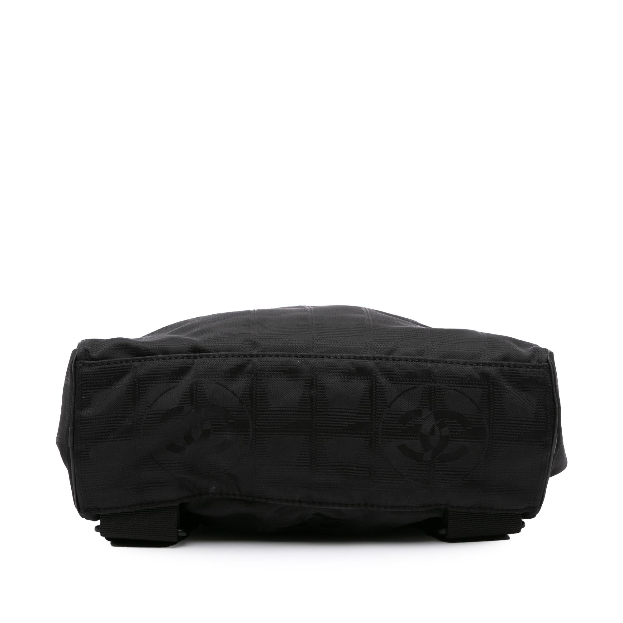 Chanel New Travel Line Convertible Backpack (SHG-Kjmrgc)