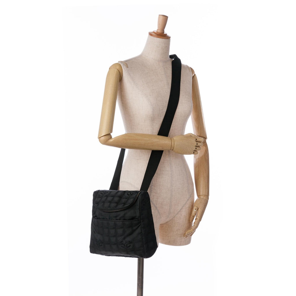 Chanel New Travel Line Convertible Backpack (SHG-Kjmrgc)