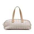 Chanel New Travel Line Handbag (SHG-thWTlc)