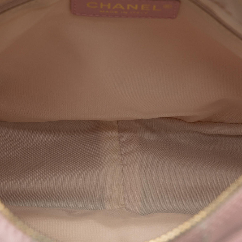Chanel New Travel Line Handbag (SHG-7LFKx3)