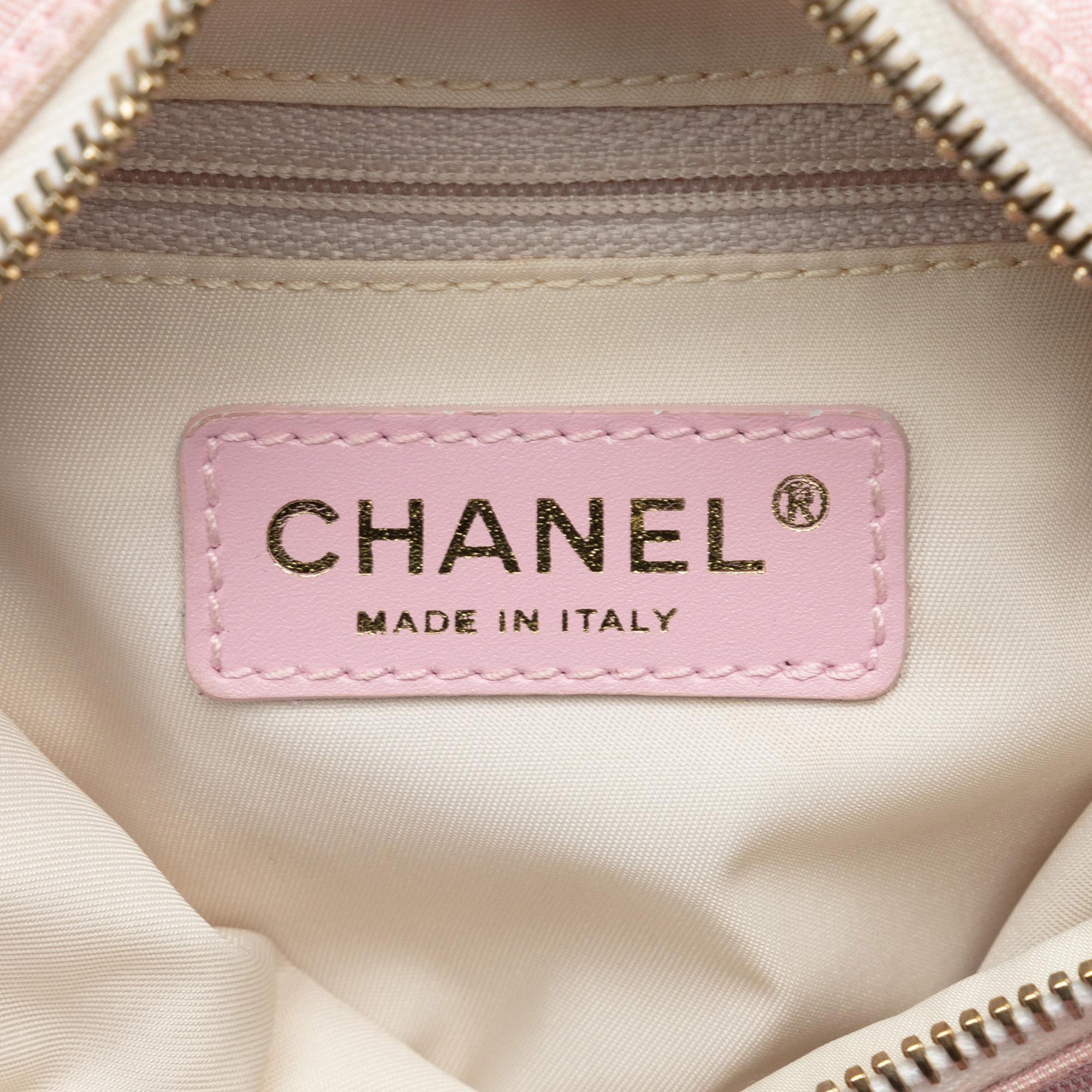 Chanel New Travel Line Handbag (SHG-NDKYny)