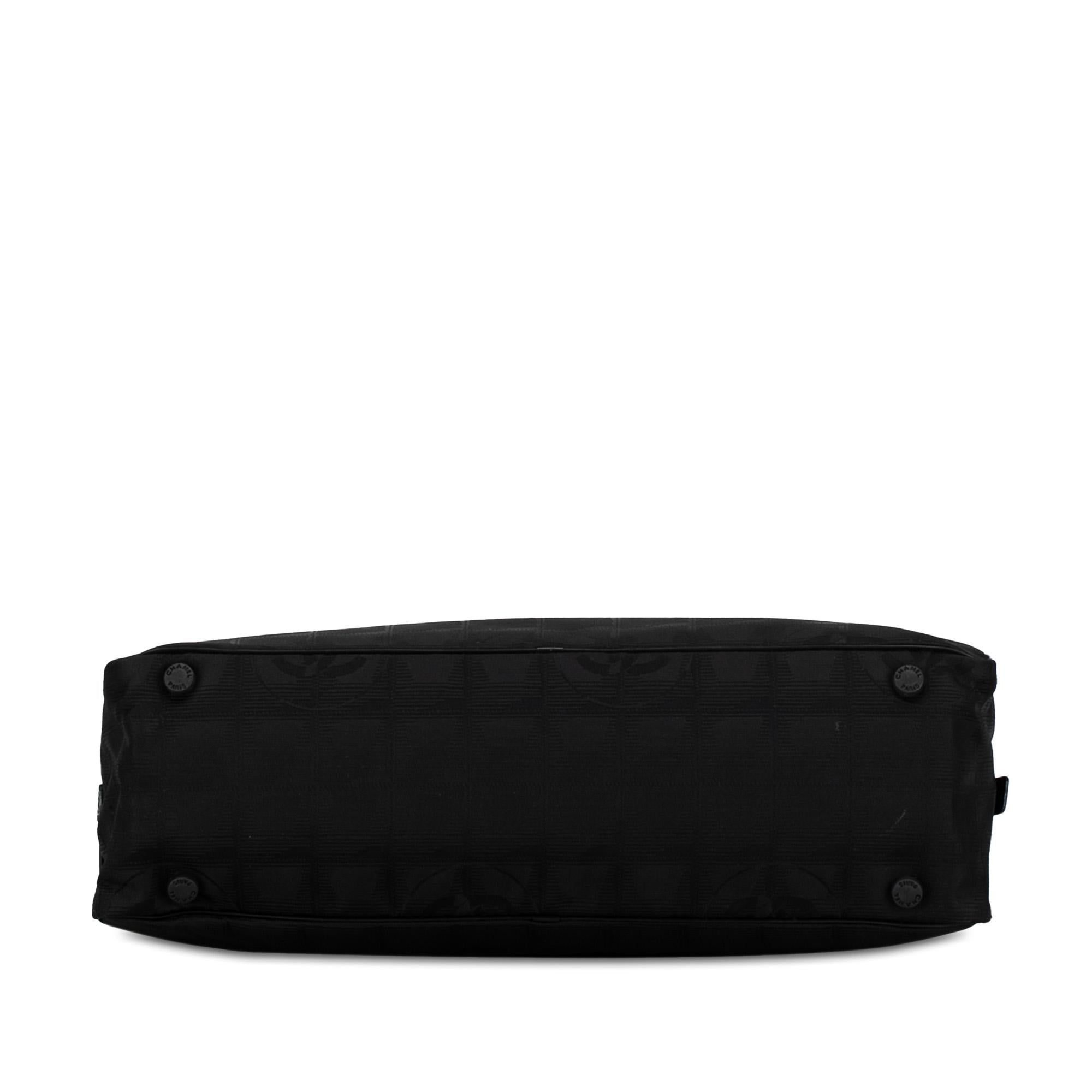 Chanel New Travel Line Handbag (SHG-5Xs4Yy)