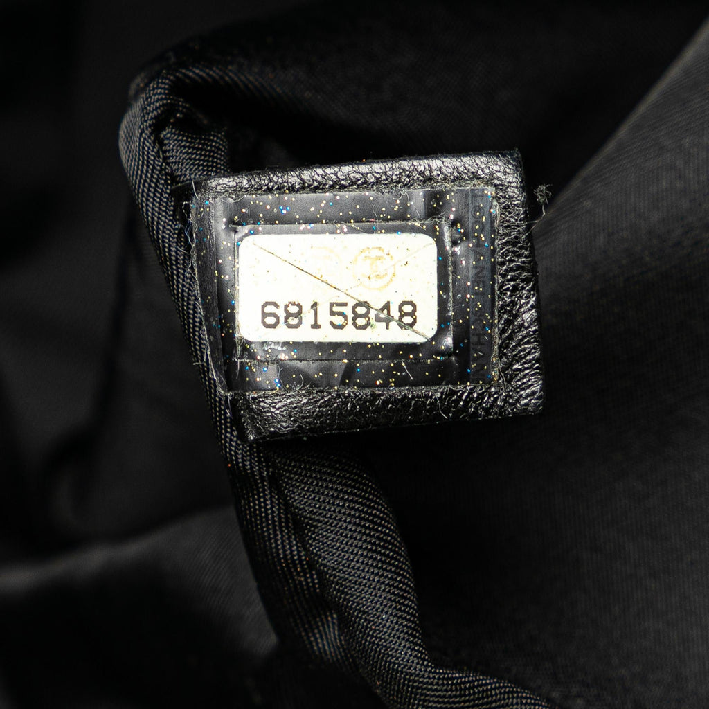 Chanel New Travel Line Handbag (SHG-5Xs4Yy)