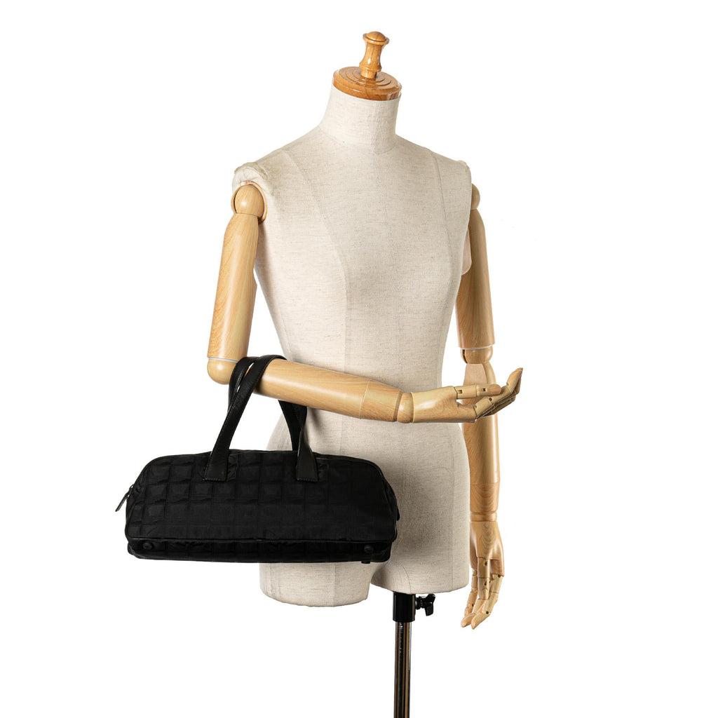 Chanel New Travel Line Handbag (SHG-5Xs4Yy)